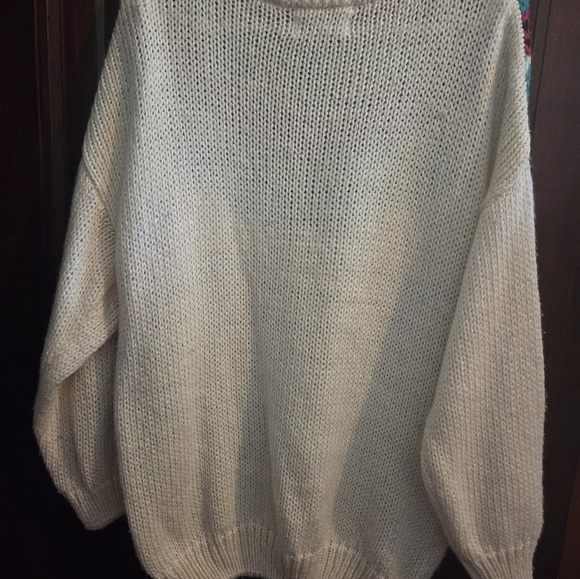 Vintage Item II Handknit Sweater- Size Medium - Picture 4 of 7